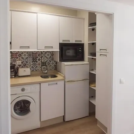 Apartamento Bonito Estudio A Pie De Playa