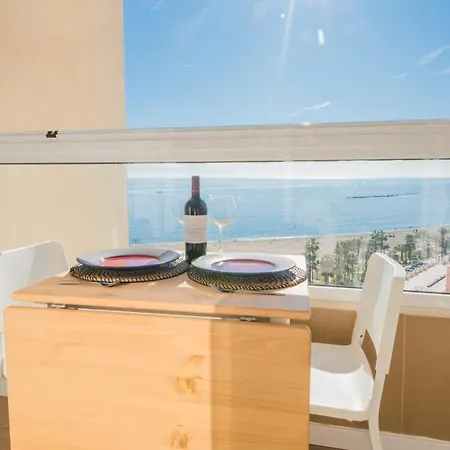 Bonito Estudio A Pie De Playa * 베날마데나코스타