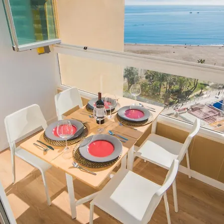 아파트 Bonito Estudio A Pie De Playa *