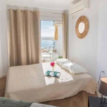 Bonito Estudio A Pie De Playa 베날마데나코스타